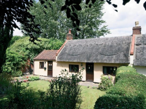 Rose Cottage - E2352